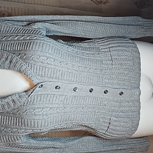 Gray knit button down sweater - Picture 3 of 13